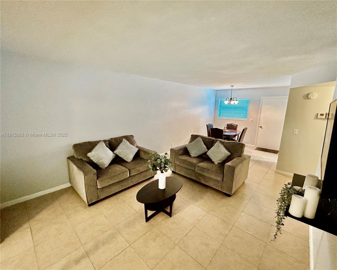 2213 NE 1st Ct, Unit 203, Boynton Beach, FL 33435 Photo
