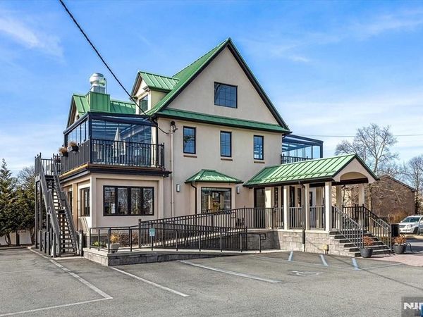 11 Sylvan Avenue, Englewood Cliffs, NJ 07632