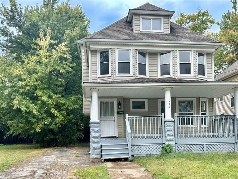 528 E 109th Street, Cleveland, OH 44108 Photo 1