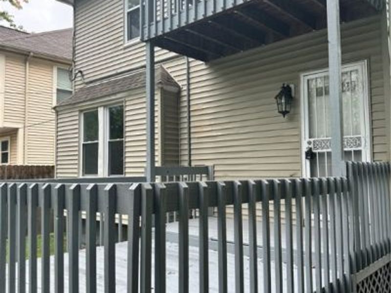 528 E 109th Street, Cleveland, OH 44108 Photo 2