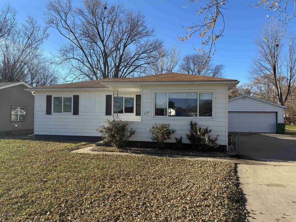 1114 Eleanor Drive, Waterloo, IA 50701