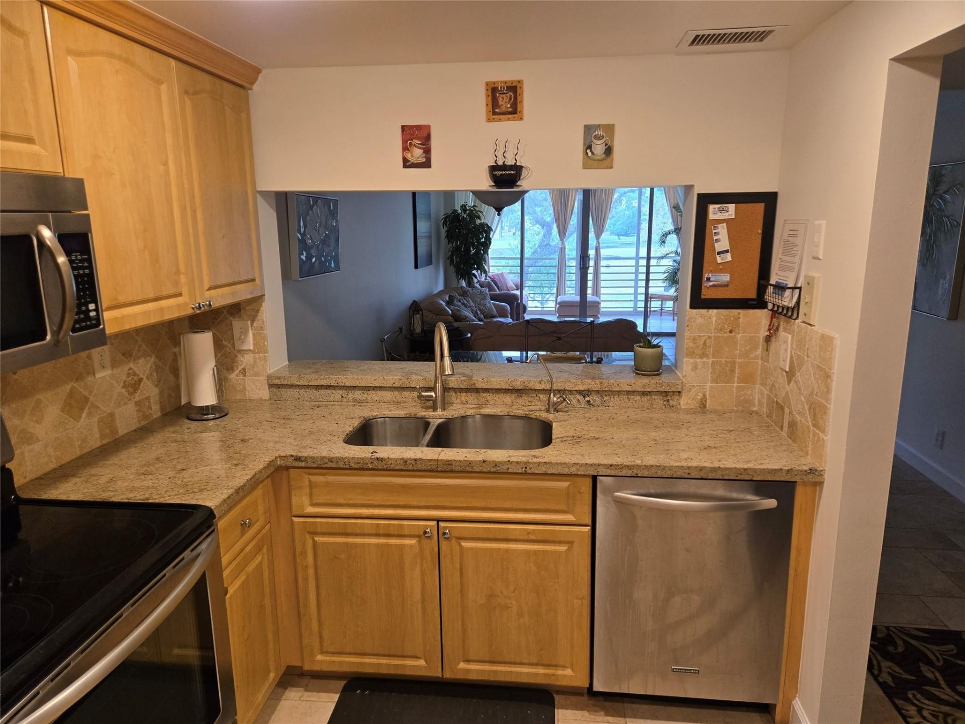 9531 Seagrape Drive, Unit 205, Davie, FL 33324 Photo