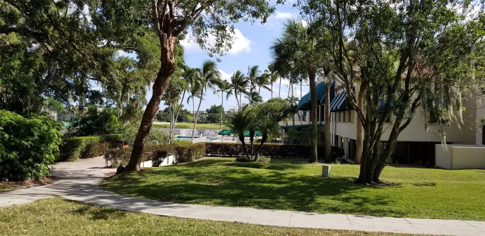 9531 Seagrape Drive, Unit 205, Davie, FL 33324 Photo