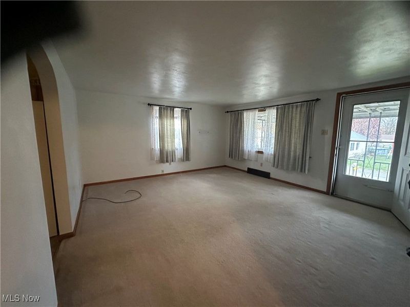 657 6th Avenue, East Liverpool, OH 43920 Photo 5