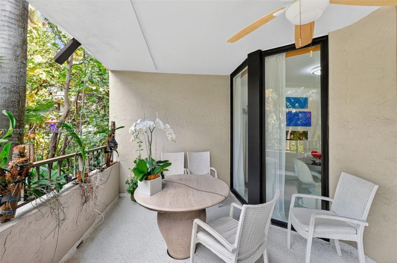 181 Crandon Blvd, Unit 106, Key Biscayne, FL 33149 Photo