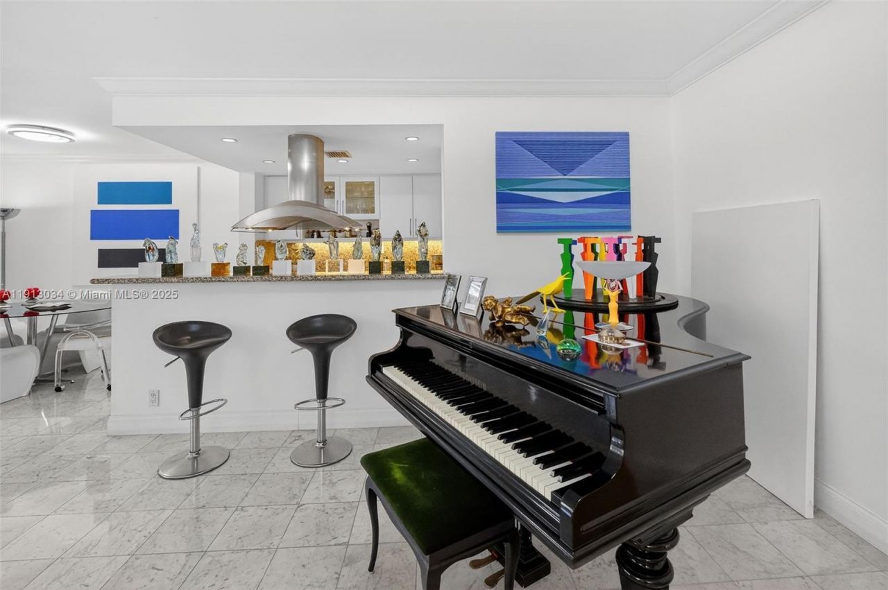 181 Crandon Blvd, Unit 106, Key Biscayne, FL 33149 Photo