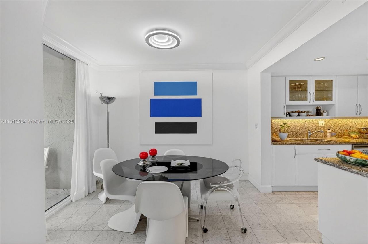 181 Crandon Blvd, Unit 106, Key Biscayne, FL 33149 Photo