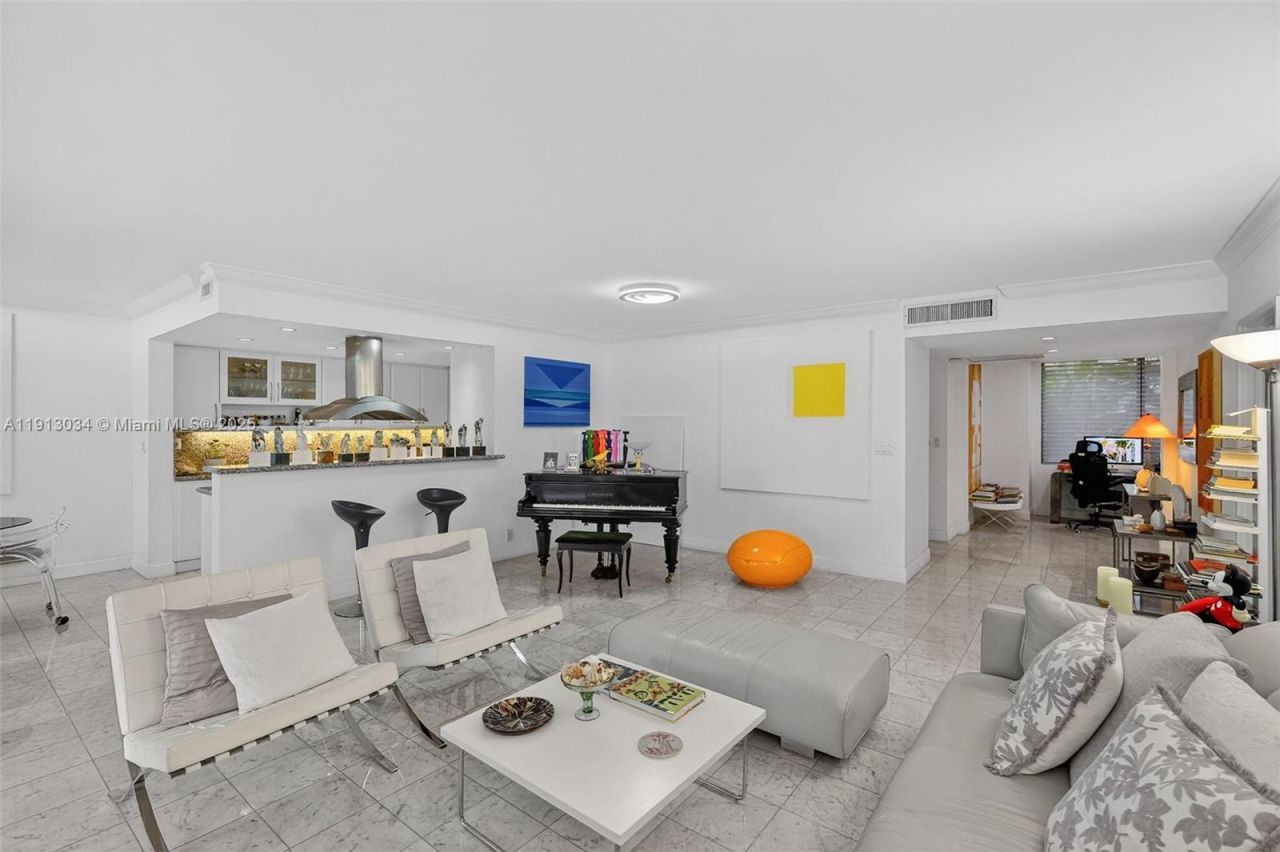 181 Crandon Blvd, Unit 106, Key Biscayne, FL 33149 Photo