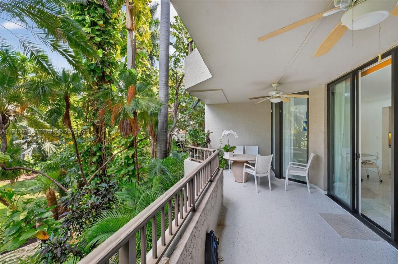 181 Crandon Blvd, Unit 106, Key Biscayne, FL 33149 Photo