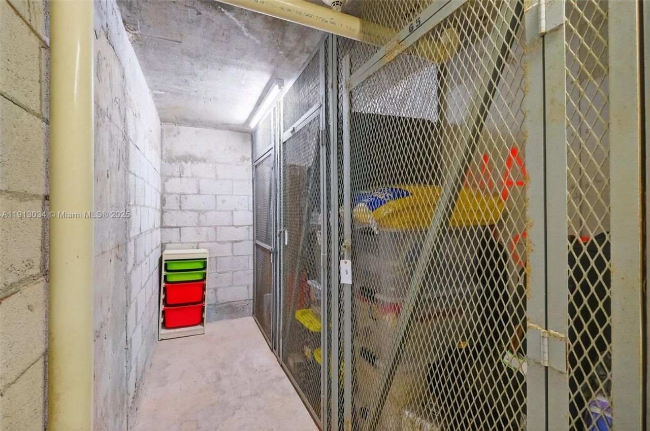 181 Crandon Blvd, Unit 106, Key Biscayne, FL 33149 Photo