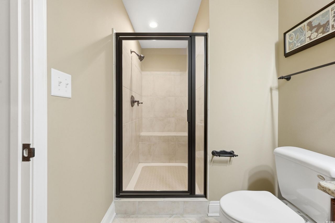 9547 Edgerton Dr. Photo 29