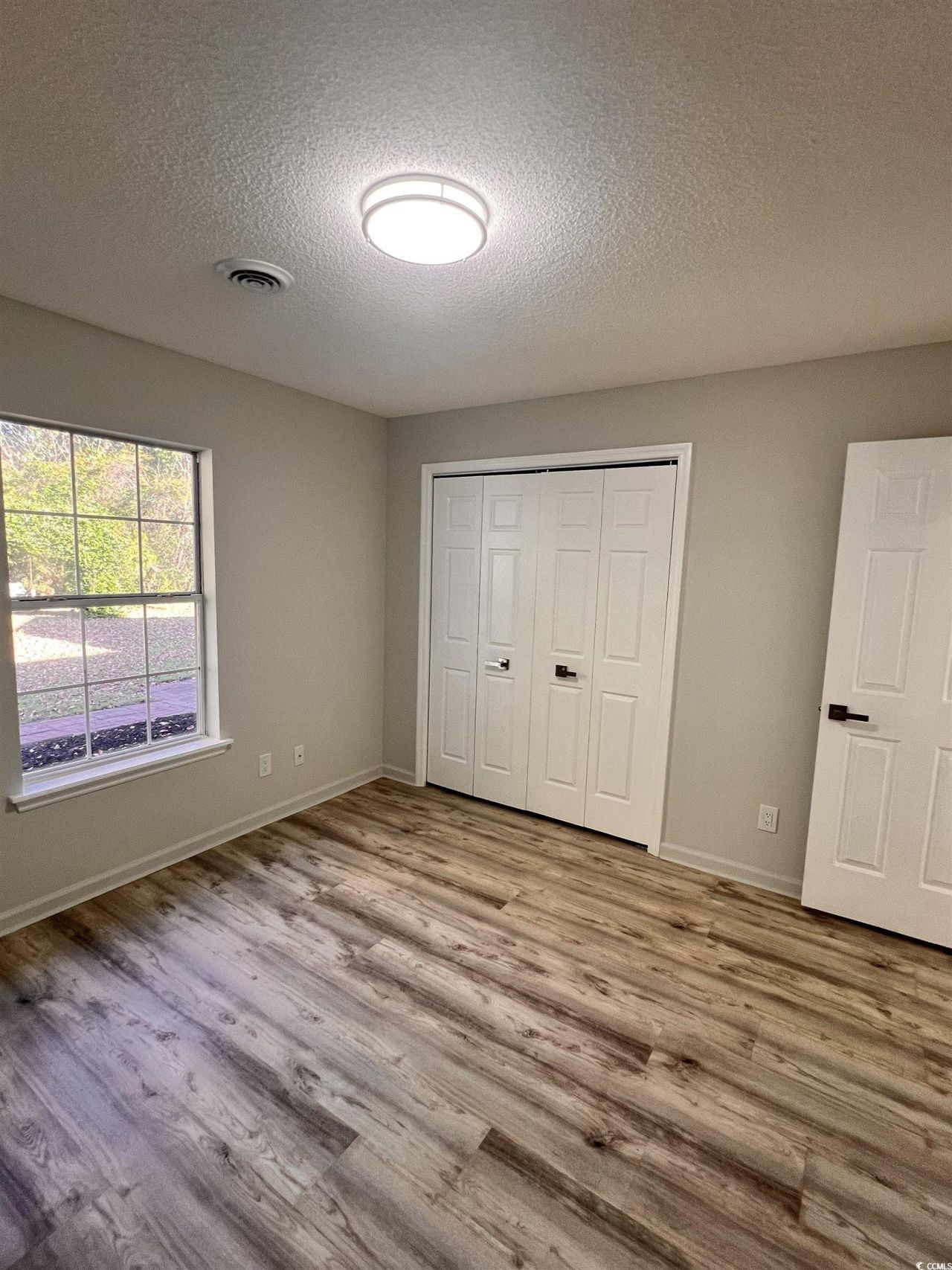 2914 Temperance Dr. Photo 4