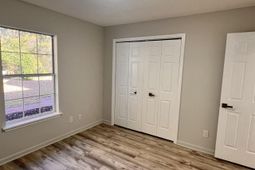 2914 Temperance Dr. photo 4