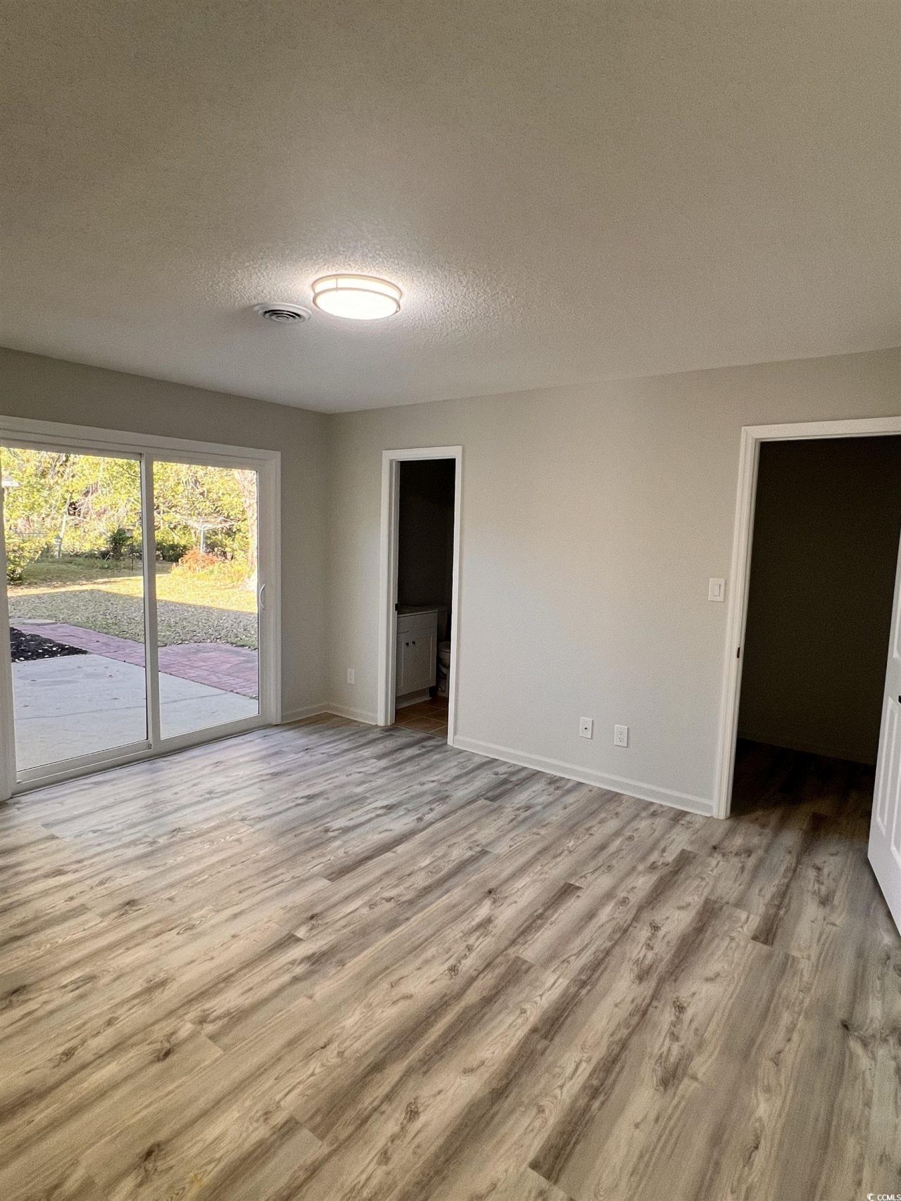 2914 Temperance Dr. Photo 5