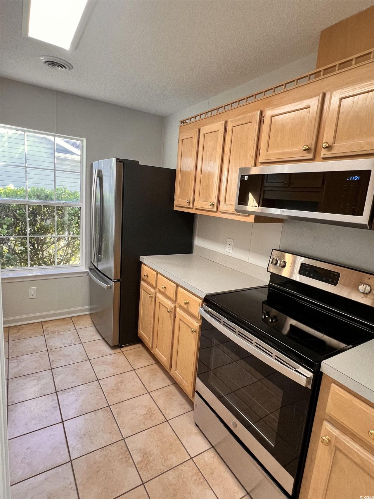 2914 Temperance Dr. Photo 8