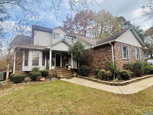 305 County Road 36, Collinsville, AL 35961