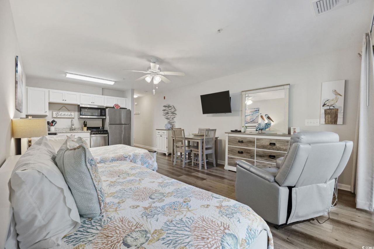 415 Ocean Creek Dr. Photo 11