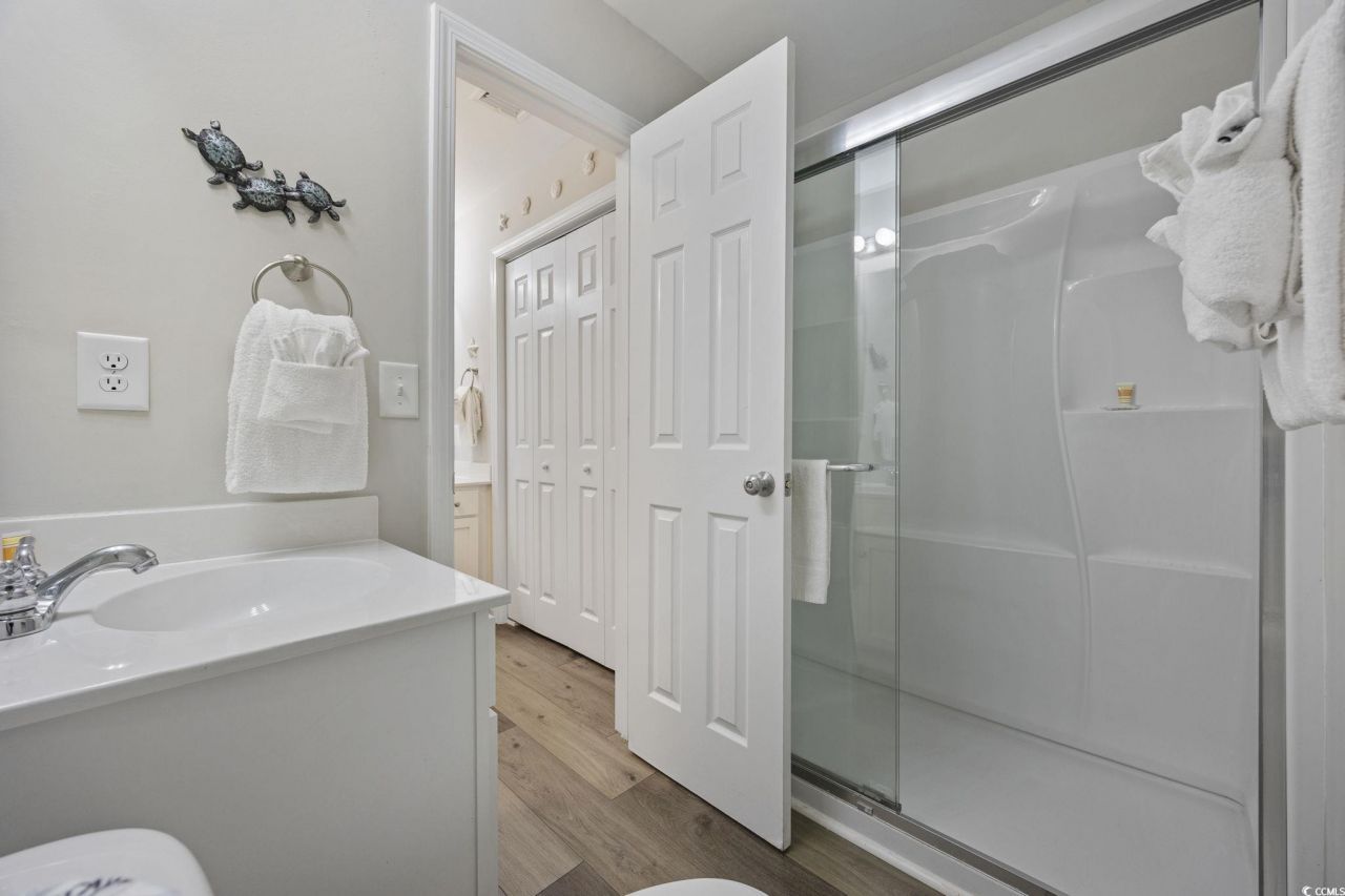 415 Ocean Creek Dr. Photo 16