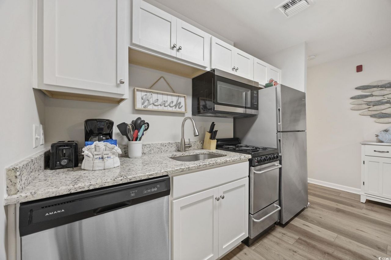 415 Ocean Creek Dr. Photo 7