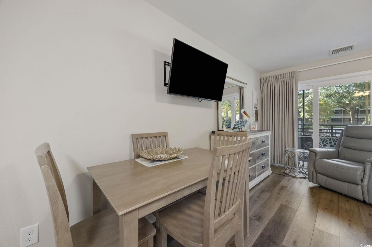 415 Ocean Creek Dr. Photo 9