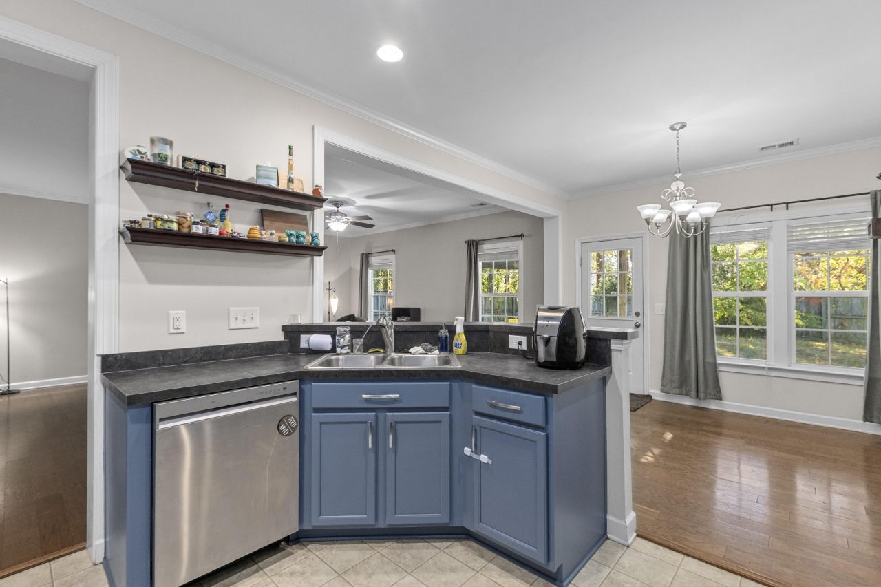 1059 Friartuck Trail Photo 11