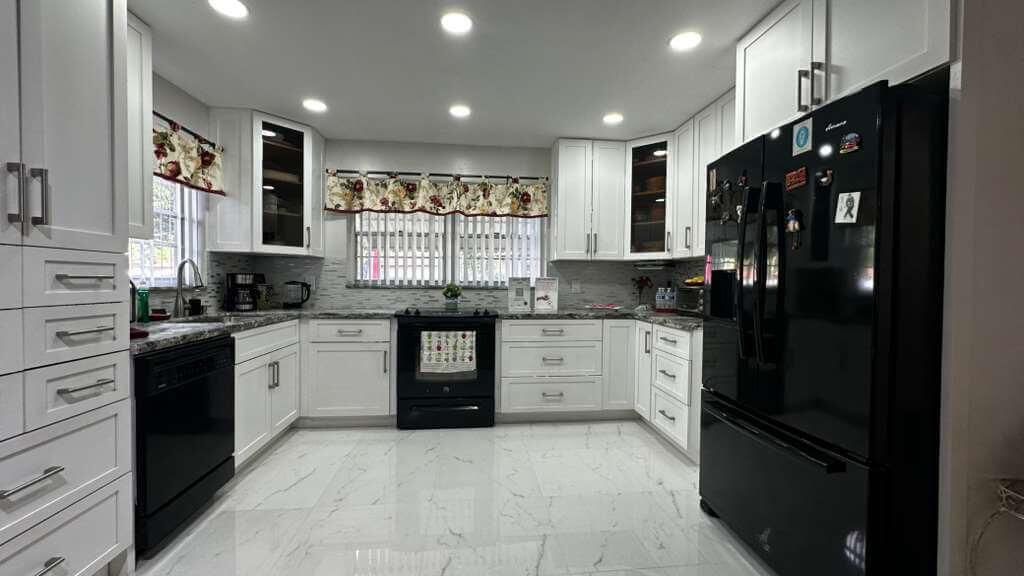 521 Sandpiper Circle, Delray Beach, FL 33445 Photo