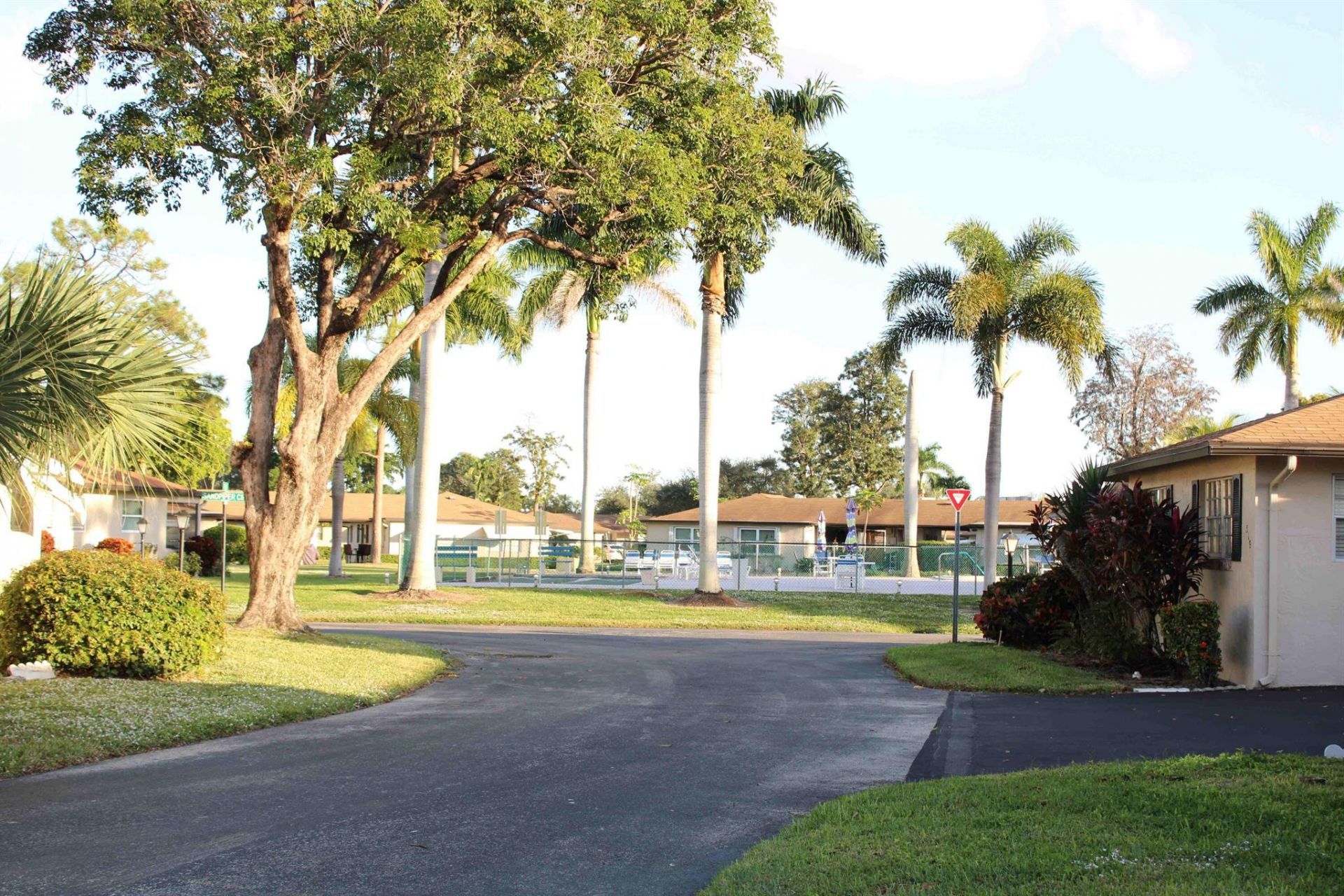 521 Sandpiper Circle, Delray Beach, FL 33445 Photo