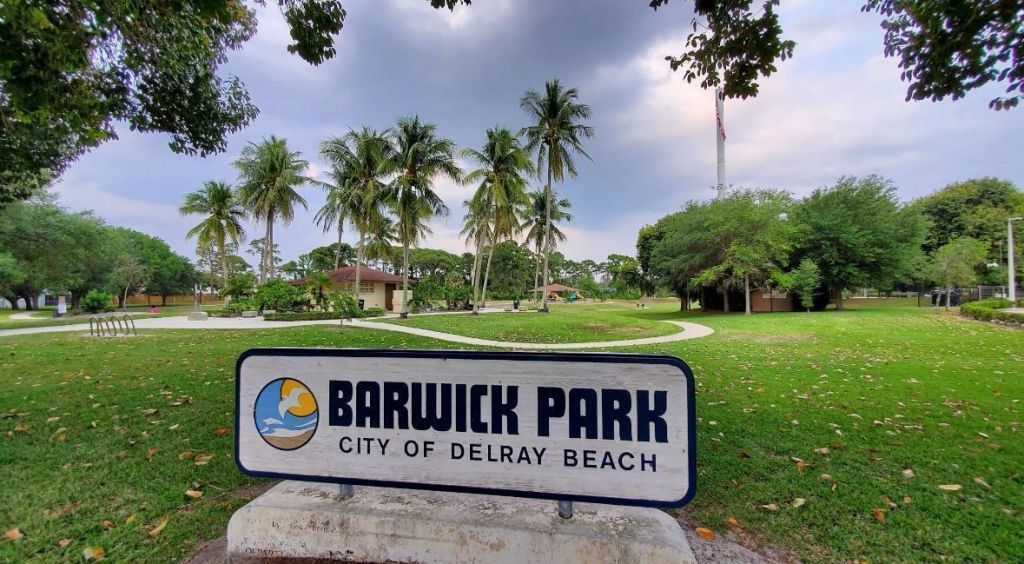 521 Sandpiper Circle, Delray Beach, FL 33445 Photo