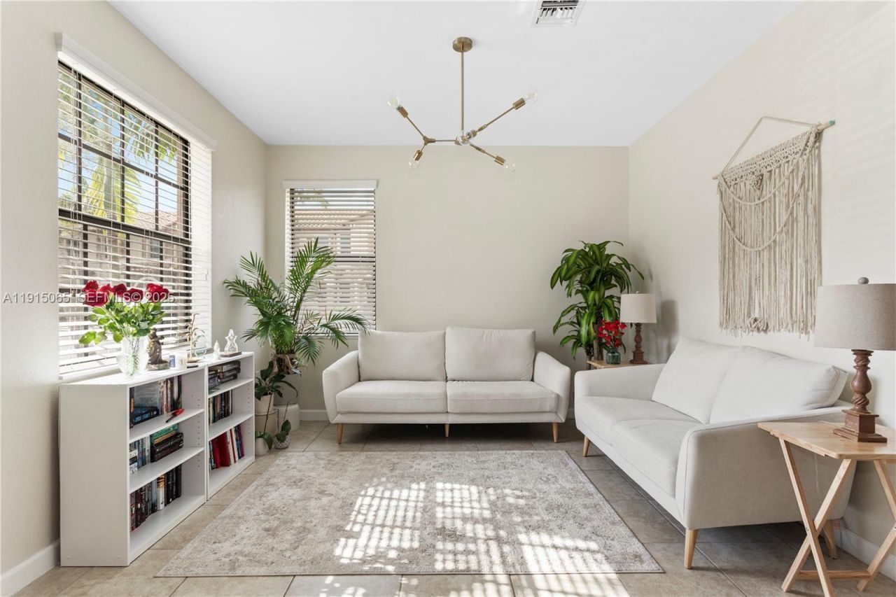 3209 SE 4th Ct, Homestead, FL 33033 Photo