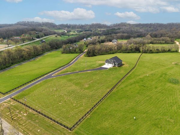 3327 Booker Ridge Rd, Mount Pleasant, TN 38474