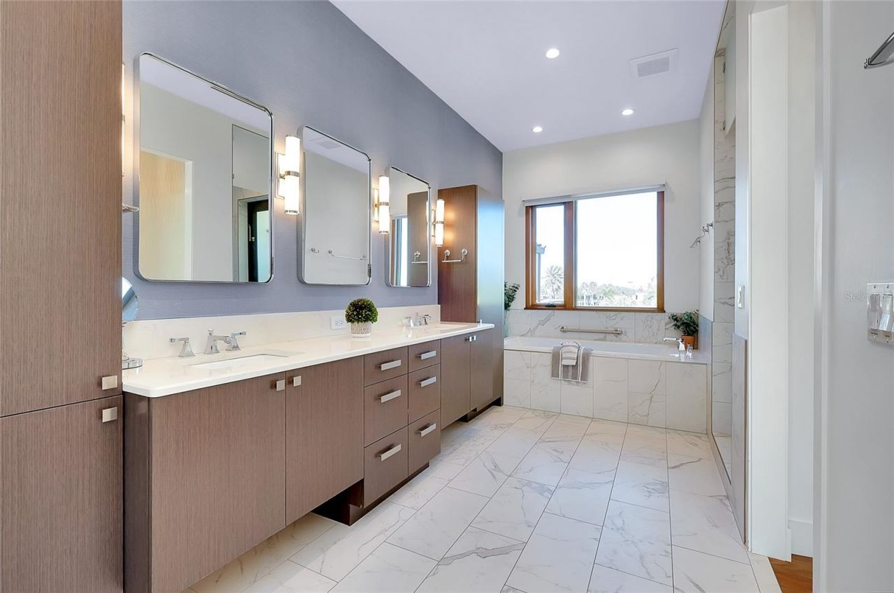 161 S Polk Drive, Sarasota, FL 34236 Photo