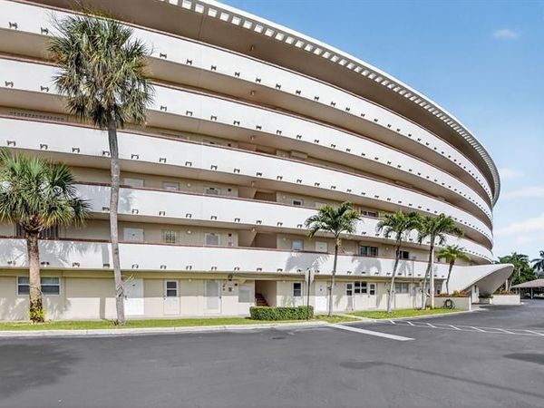 1319 E Hillsboro Blvd, Unit 110, Deerfield Beach, FL 33441