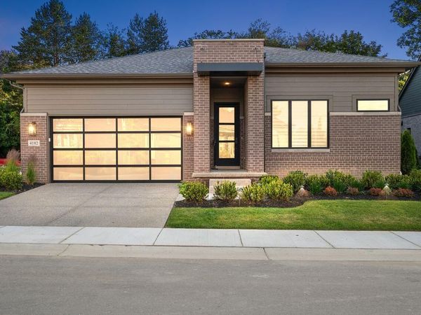 4182 Prescott Park Circle, West Bloomfield, MI 48323