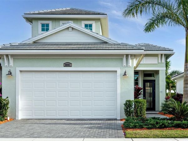 1025 PORT BLUE WAY, DELAND, FL 32724