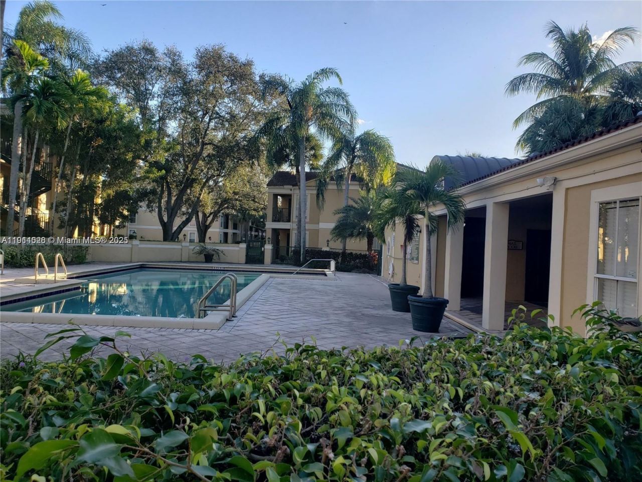 949 Riverside Dr, Unit 427, Coral Springs, FL 33071 Photo