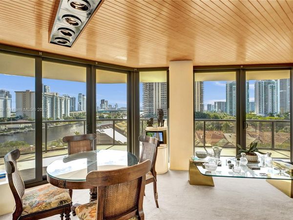 19667 Turnberry Way, Unit 7B, Aventura, FL 33180