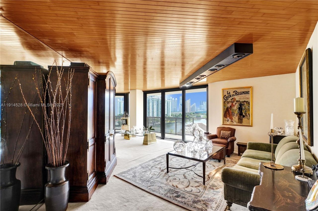 19667 Turnberry Way, Unit 7B, Aventura, FL 33180 Photo