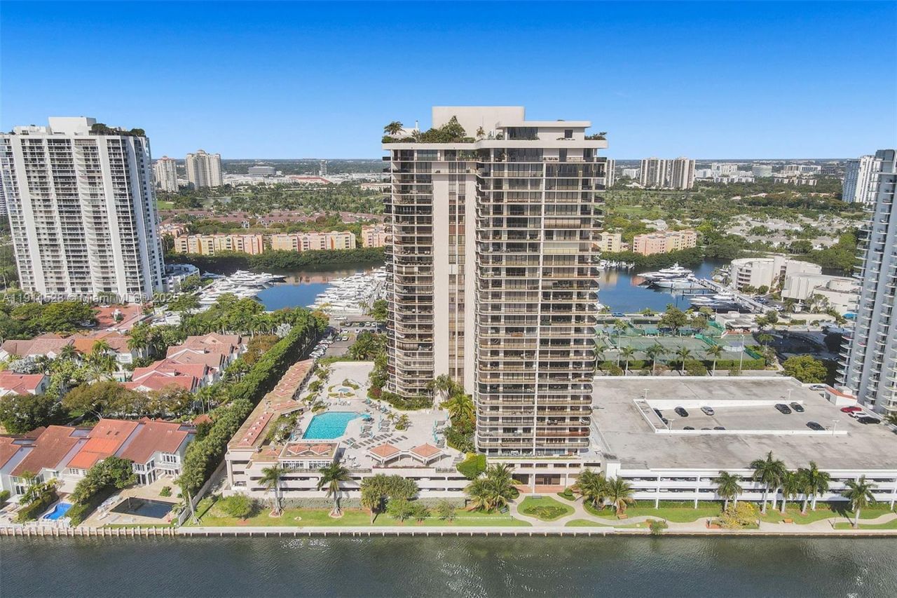 19667 Turnberry Way, Unit 7B, Aventura, FL 33180 Photo