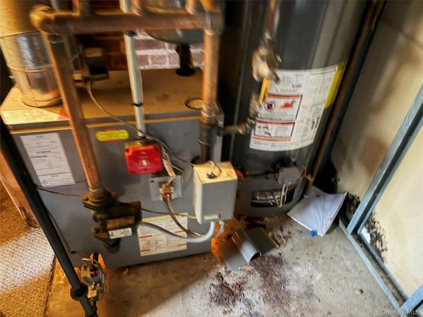 16 Maple Avenue, West Nyack, NY 10994