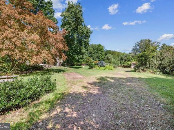 324 MOUNT LAUREL ROAD, MOUNT LAUREL, NJ 08054