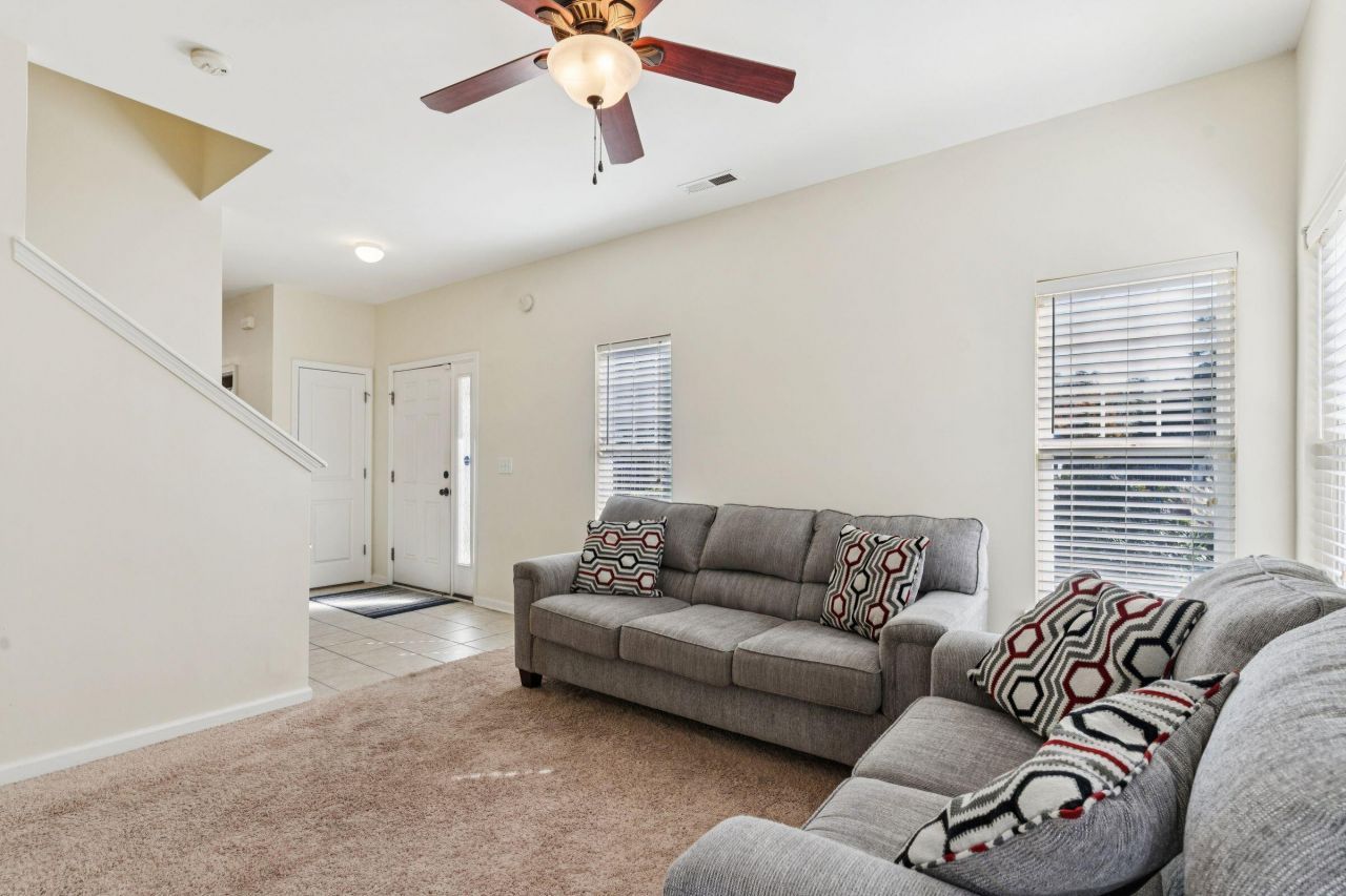 101 Angel Oaks Court Photo 11