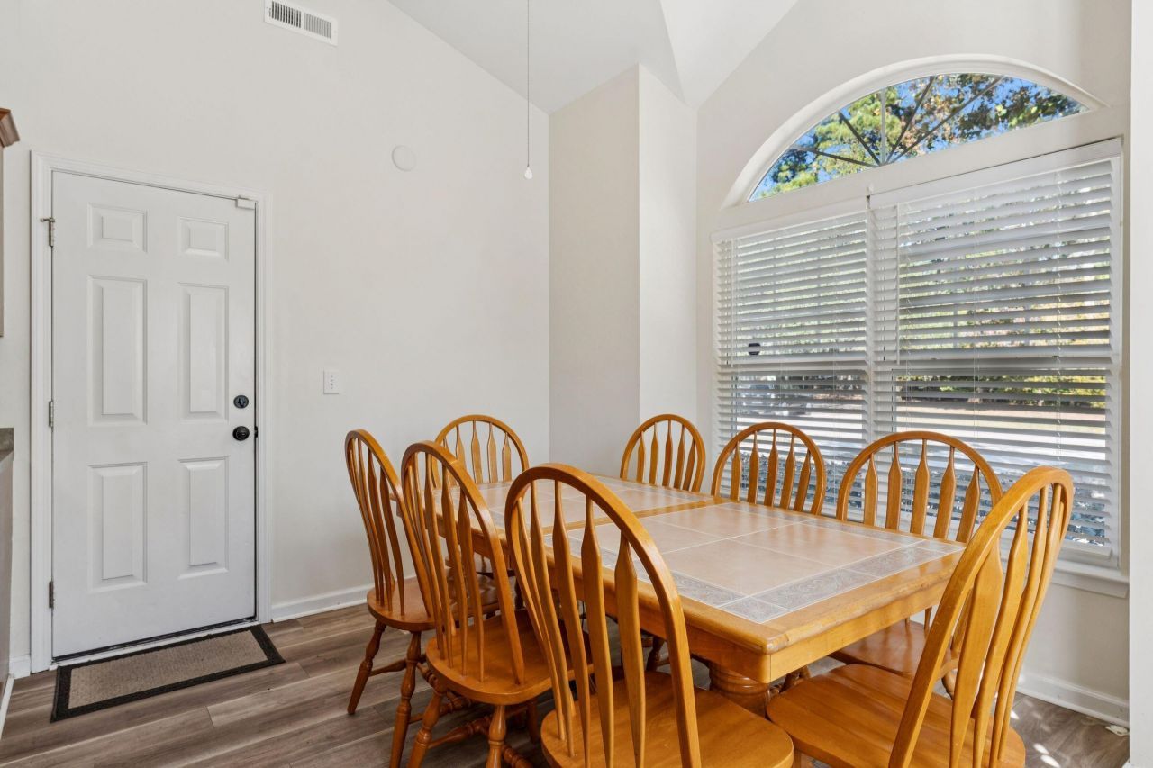 101 Angel Oaks Court Photo 18