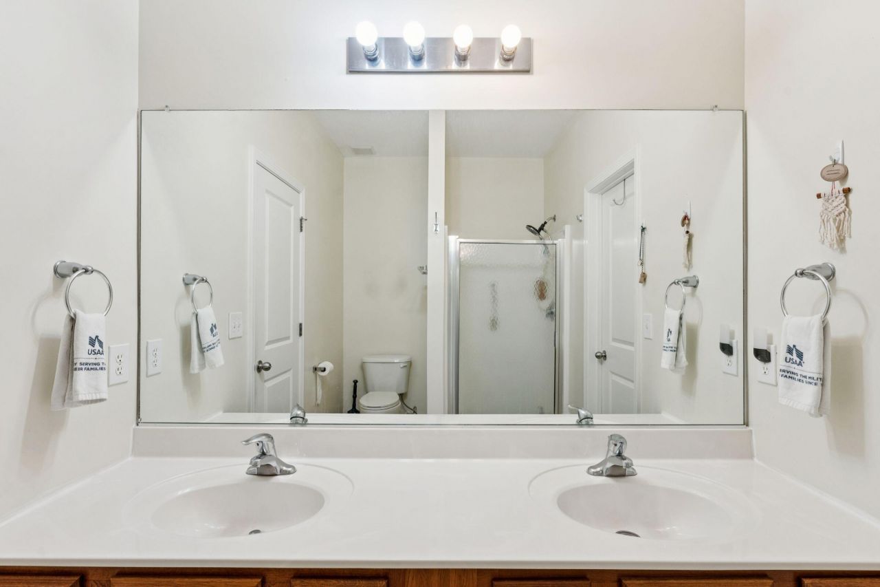 101 Angel Oaks Court Photo 25