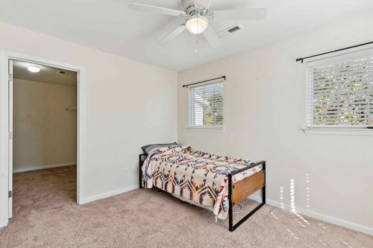 101 Angel Oaks Court Photo 27