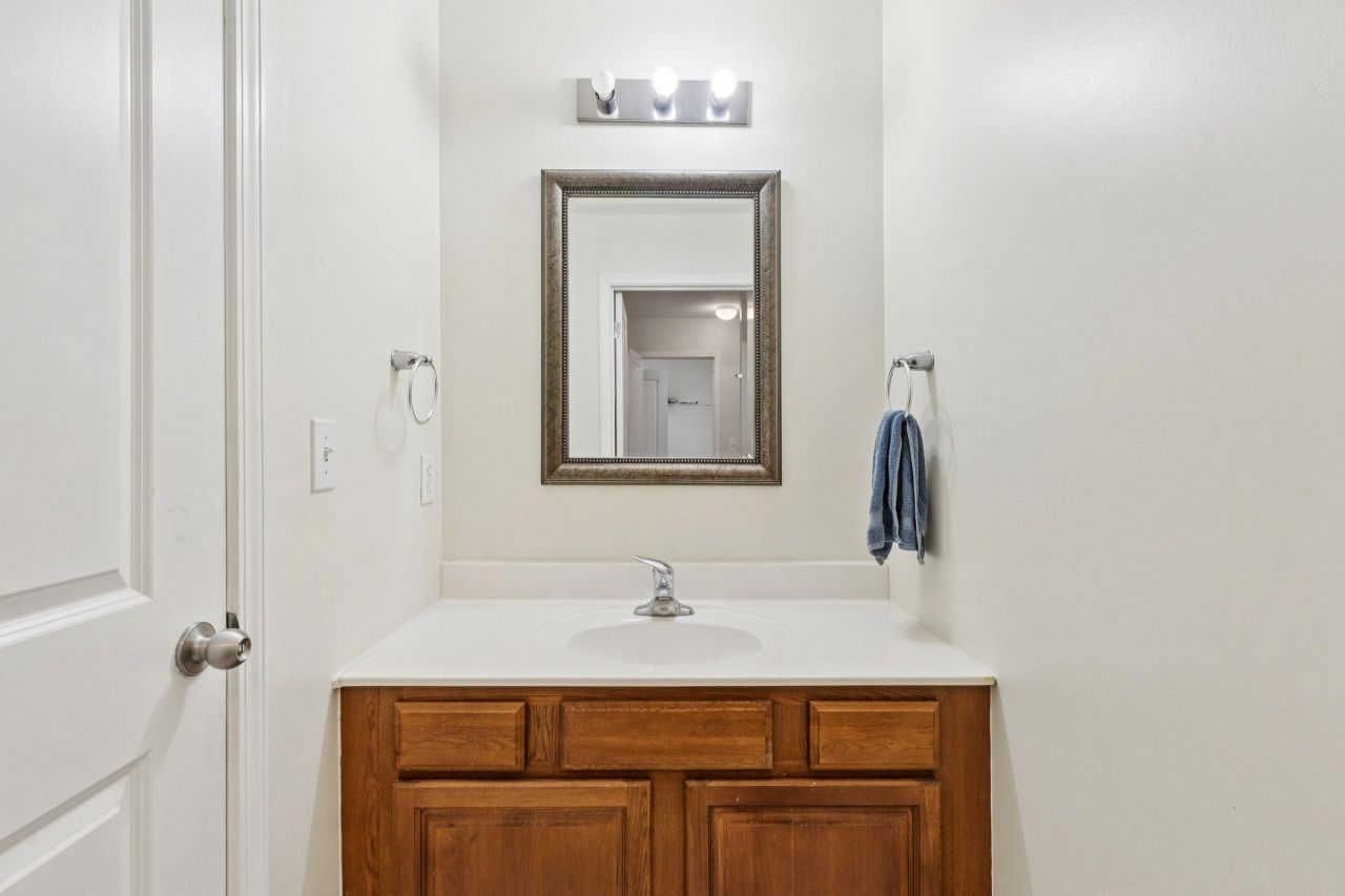 101 Angel Oaks Court Photo 33