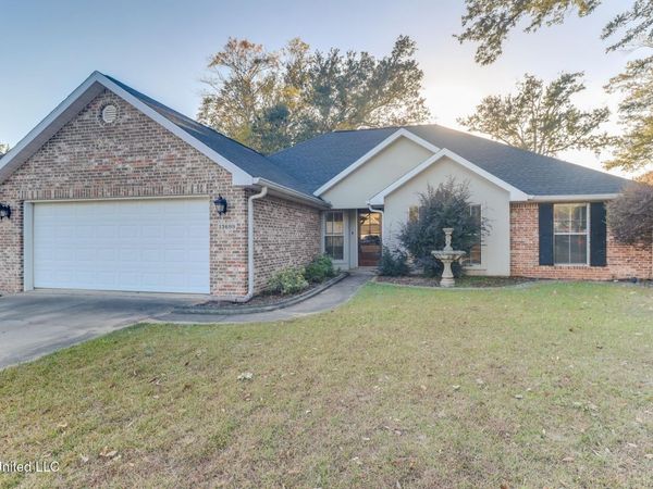 13699 Hidden Oaks Drive, Gulfport, MS 39503