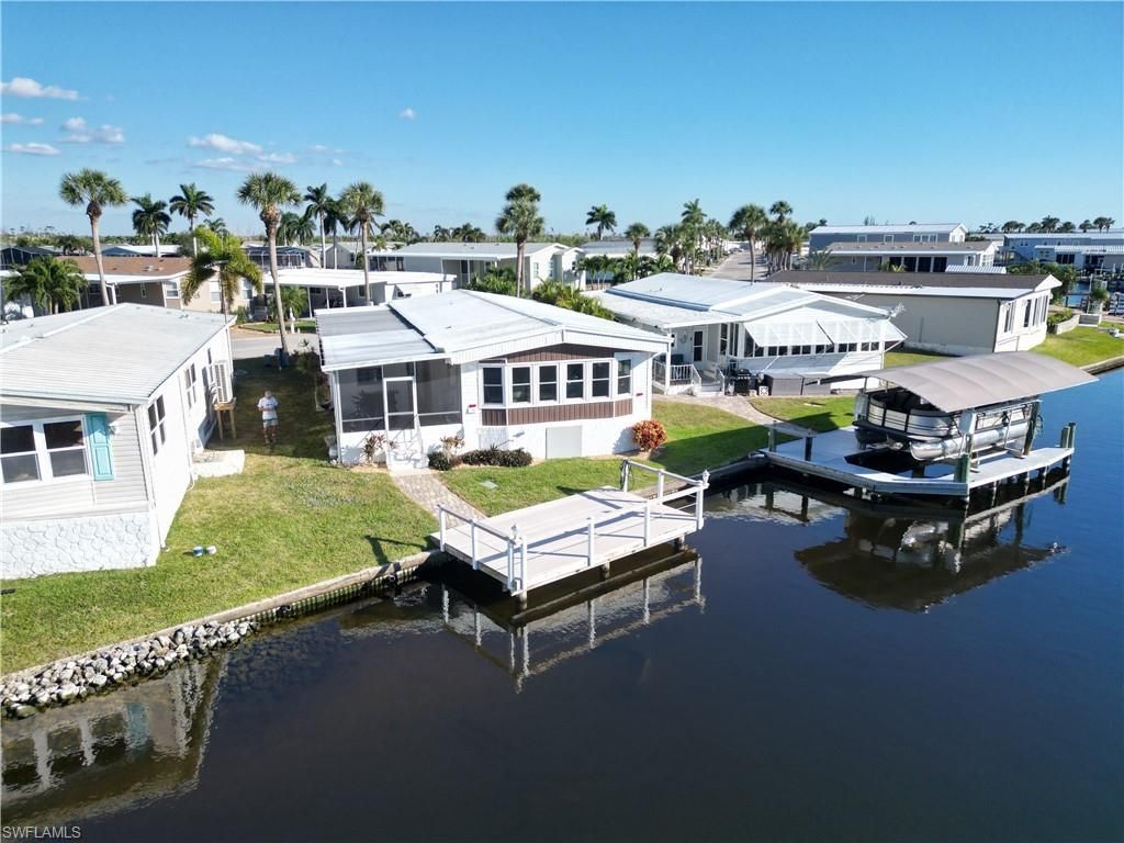 17650 Bryan Ct, Fort Myers Beach, FL 33931 Photo