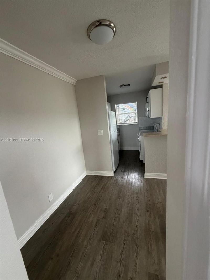 110 SE 2nd St, Unit 200, Hallandale Beach, FL 33009 Photo