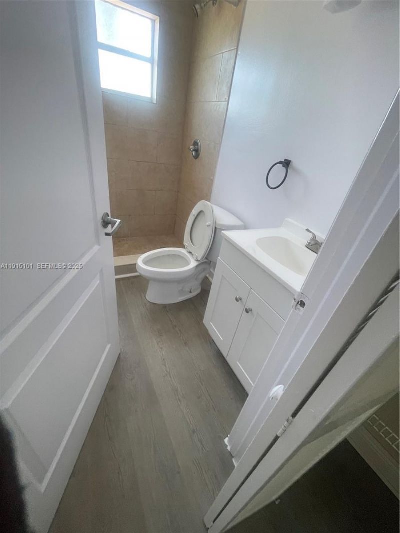 110 SE 2nd St, Unit 200, Hallandale Beach, FL 33009 Photo