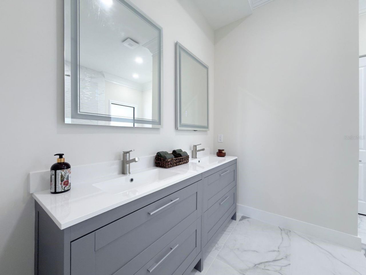 9222 Rosebud Circle, Port Charlotte, FL 33981 Photo